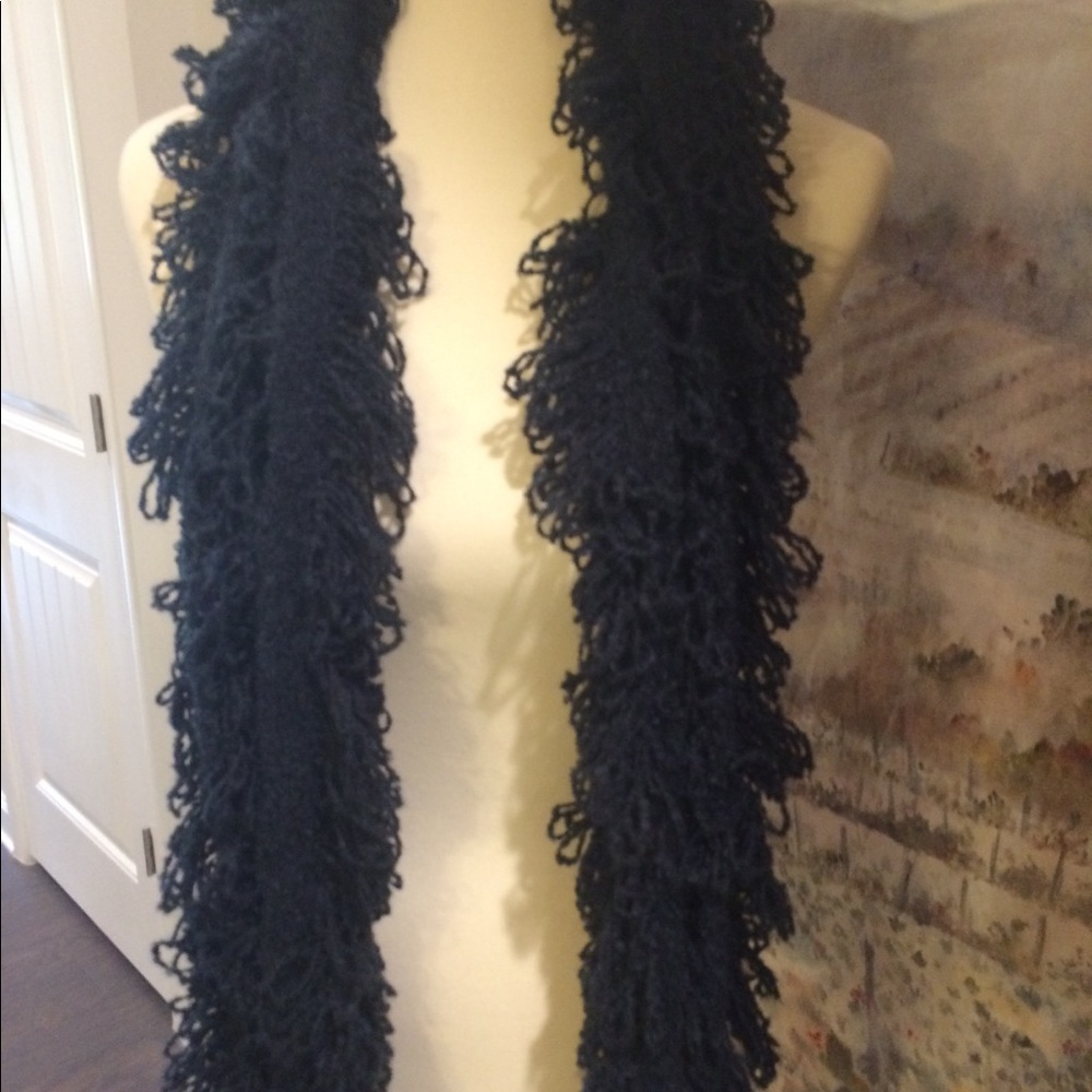Knit scarf